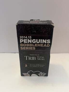 2014-15 Pittsburgh Penguins Olli Maatta Bobblehead Trib Total Media